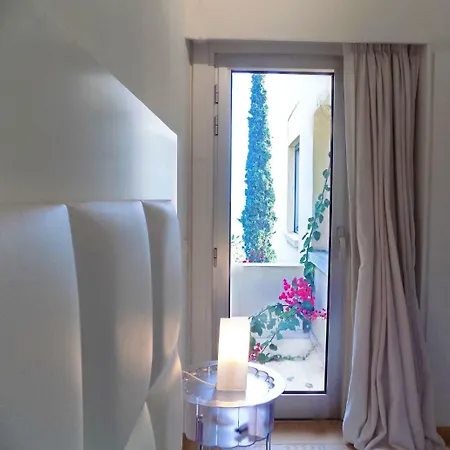 3b Beachfront Luxury Apartment- Four Seasons Beach *