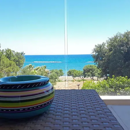 3b Beachfront Luxury Apartment- Four Seasons Beach Διαμέρισμα Λεμεσός