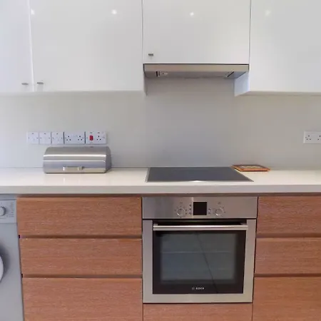 3b Beachfront Luxury Apartment- Four Seasons Beach Διαμέρισμα