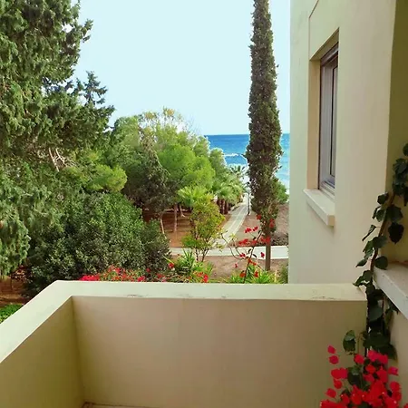 Apartment 3b Beachfront Luxury Apartment- Four Seasons Beach *